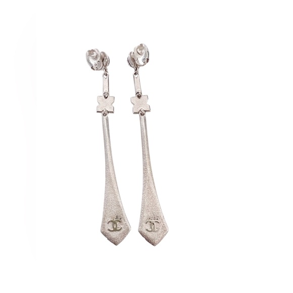 Chanel Art Deco style crystal clip on earrings - Picture 3 of 9